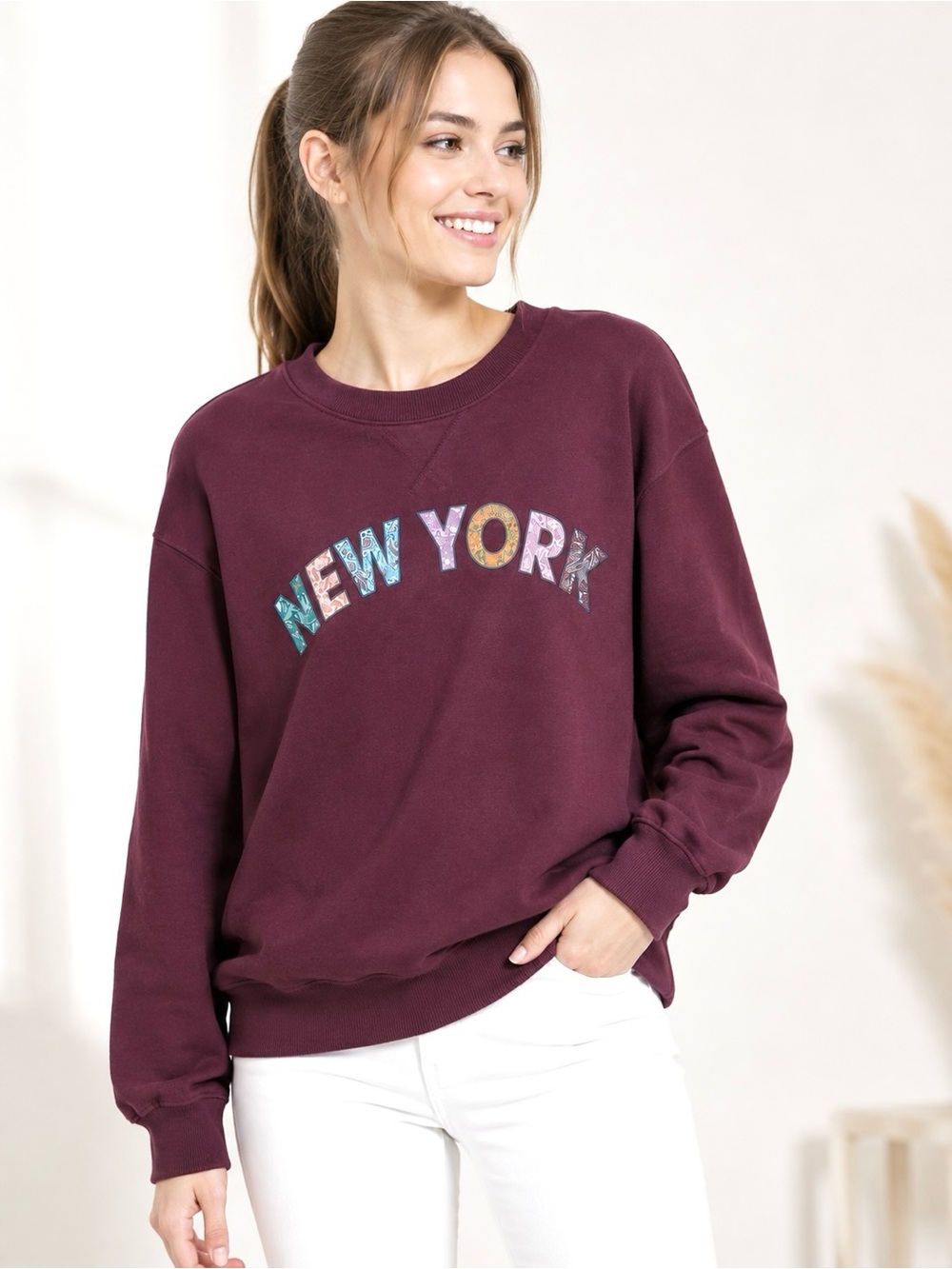 Wildox Sweatshirt Alex Colorful “New York”Appliqué Graphic Long Sleeve Crew Neck